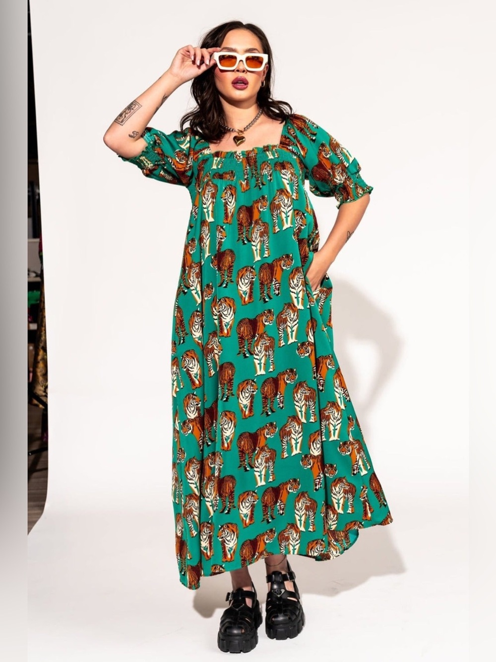 Dressed in Lala Tiger Elegant Print Palm Springs Smocked Maxi Dress Size Small